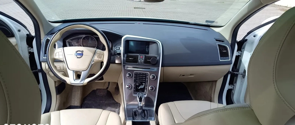 Volvo XC 60 cena 84900 przebieg: 158000, rok produkcji 2015 z Kolonowskie małe 352